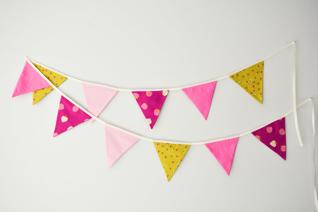 Bunting - Strawberry Magenta