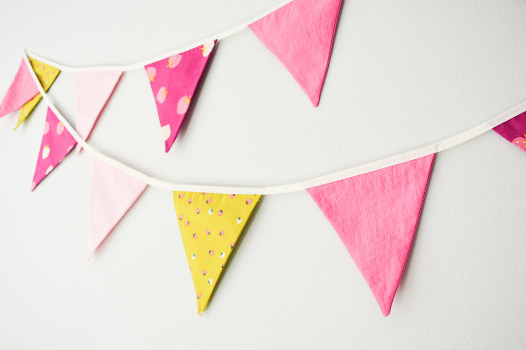 Bunting - Strawberry Magenta