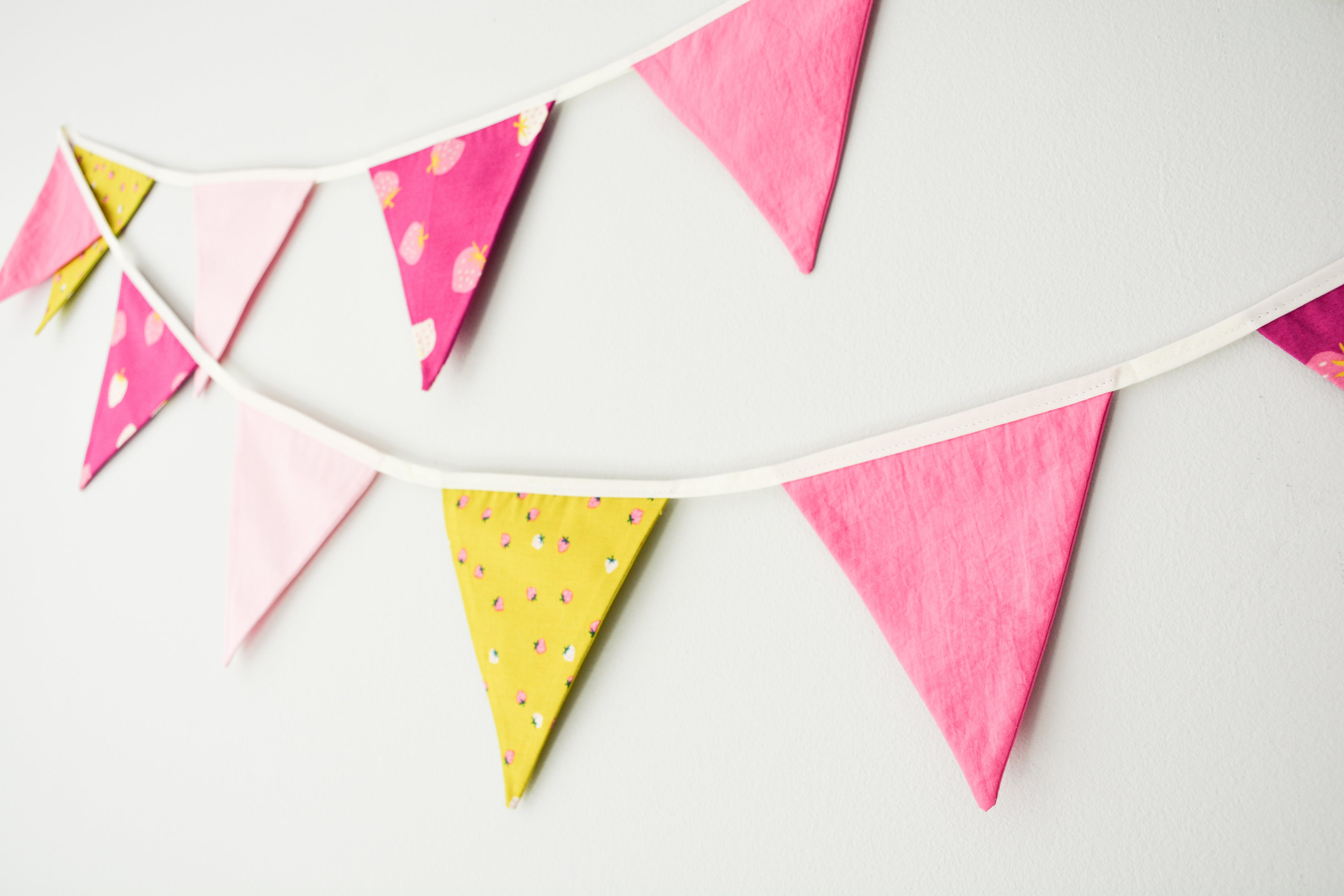 Bunting - Strawberry Magenta