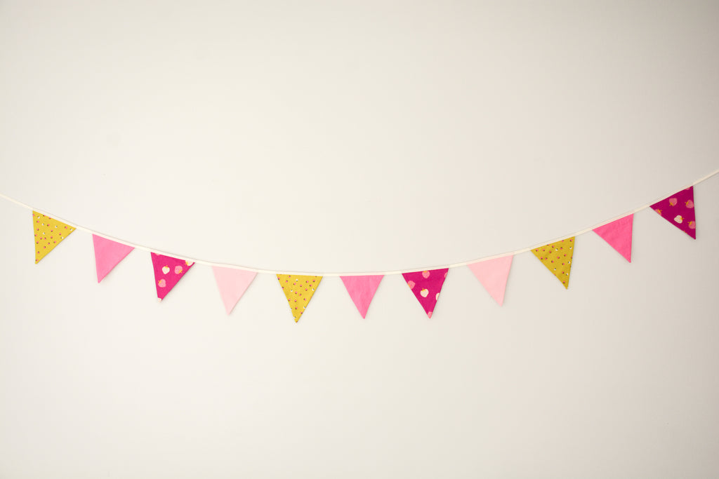 Bunting - Strawberry Magenta