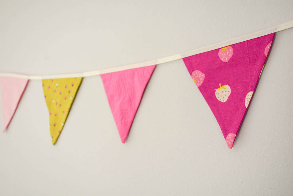 Bunting - Strawberry Magenta