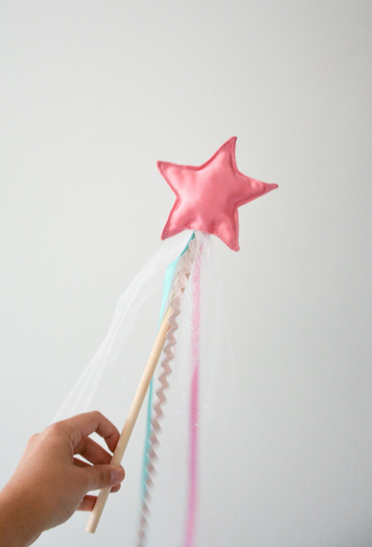 Star Magic Wand - Pink Satin